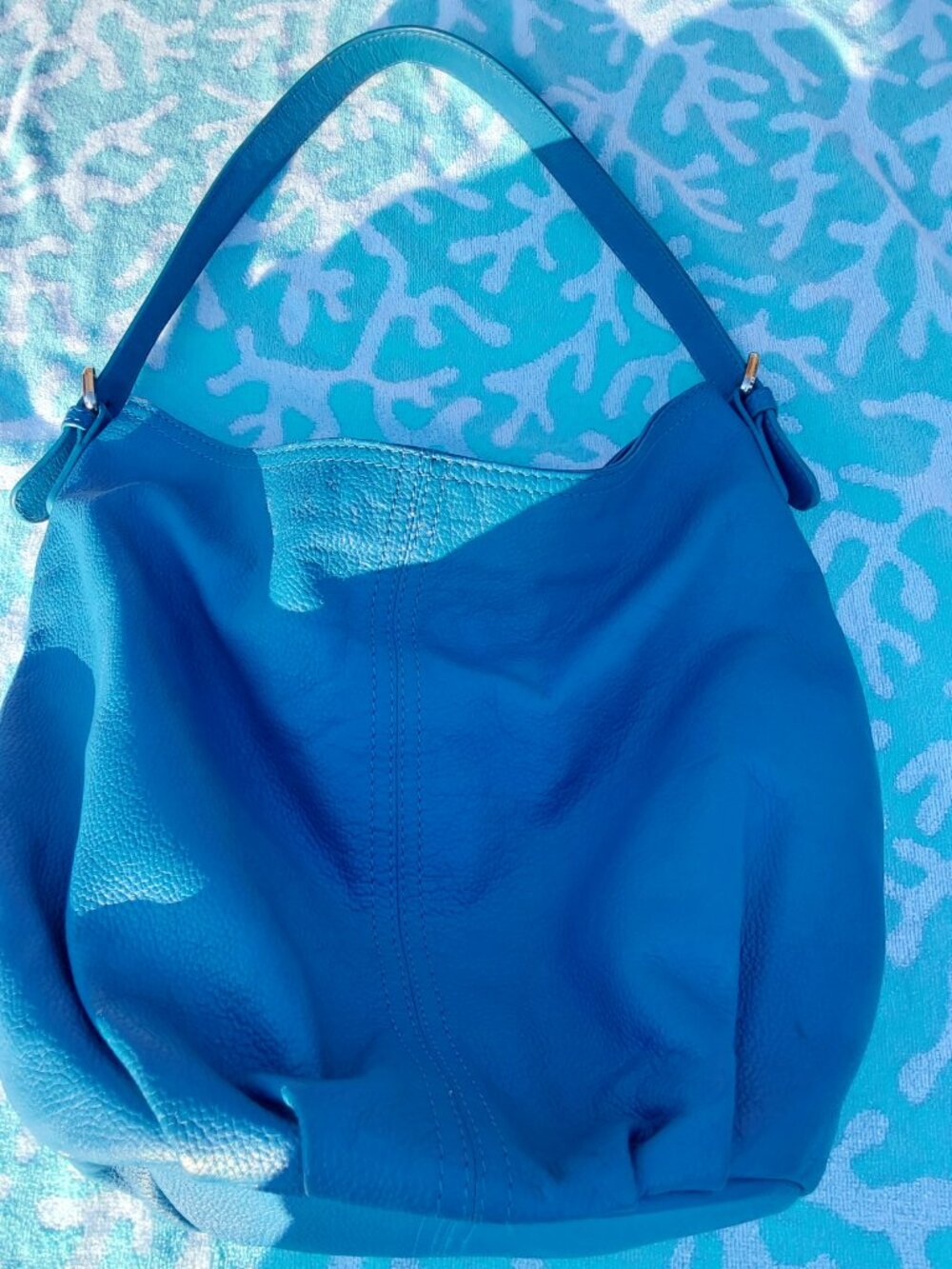 2015 HADAKI BLUE LEATHER HOBO BAG - Picture 3 of 16